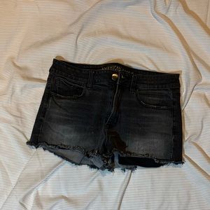 American Eagle black shorts